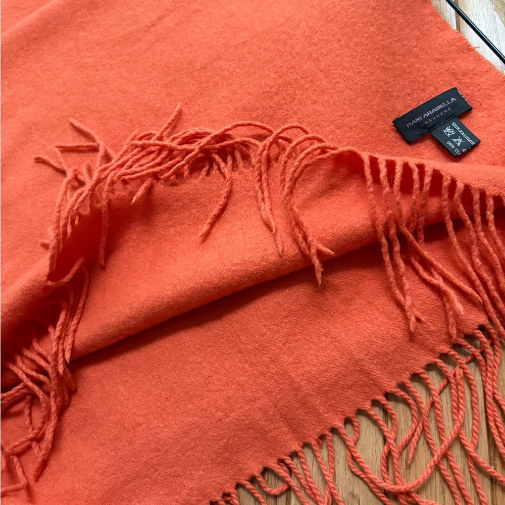 Rani Arabella cashmere throw fringe blanket - Picture 5 of 12